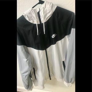 Men’s Nike windbreaker